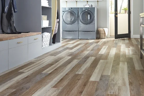 Luxury Rigid Core Vinyl Flooring in Dubai Luxury Rigid Core Vinyl Flooring in Dubai