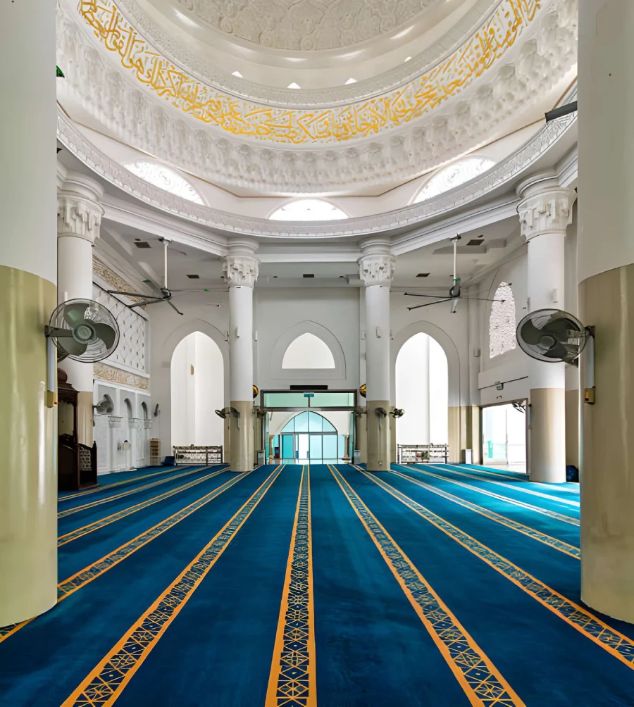 Wall-to-wall mosque carpeting Wall-to-wall mosque carpeting